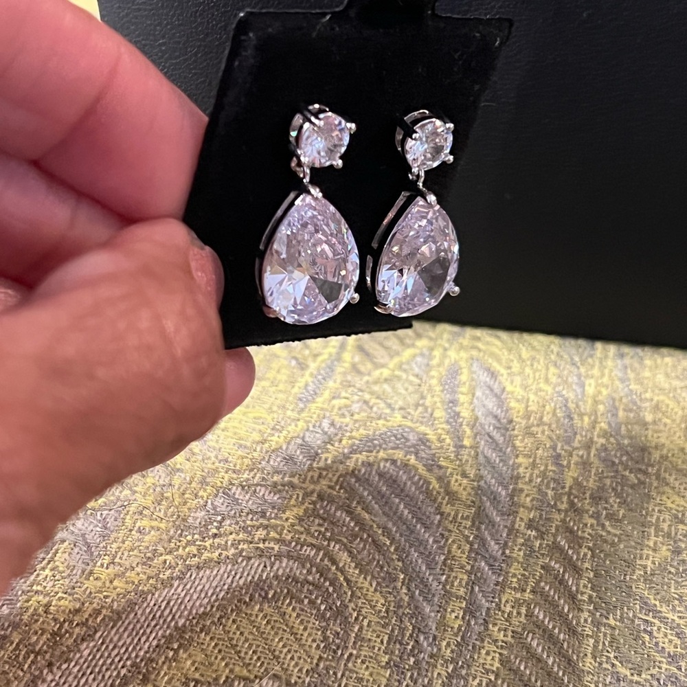 Sparkling Silver Teardrop Earrings - Picture 3 of 5